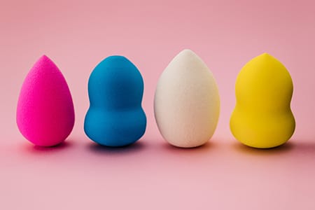 How do you use a beauty blender? Learn how to master it!
