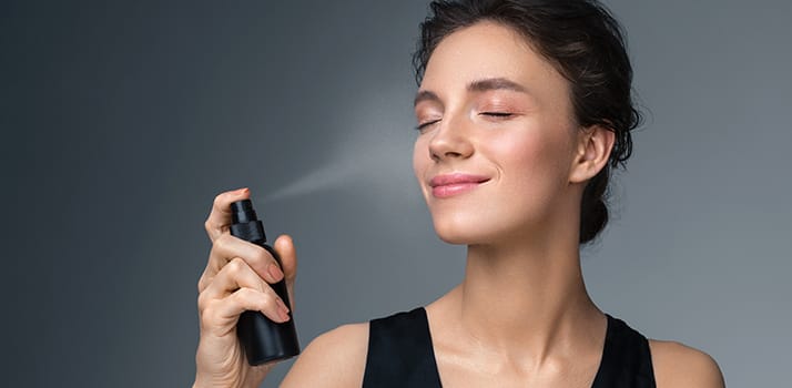 Spray fixateur de maquillage hydratant - Feerie