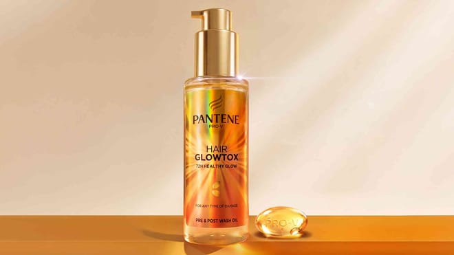 Pantene Pro-V Hair Glowtox Pre & Post Wash Oil s kapkou oleje na zlatém podkladu